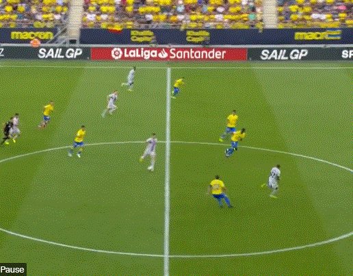 1662835801278055839.gif 星空体育平台-【西甲】比赛一度中断 巴萨4比0客胜加迪斯