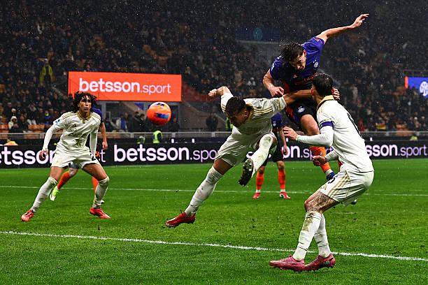 星空体育官方网站-去年门神今成拖累 6球大逆转，虐菜国米是专业的