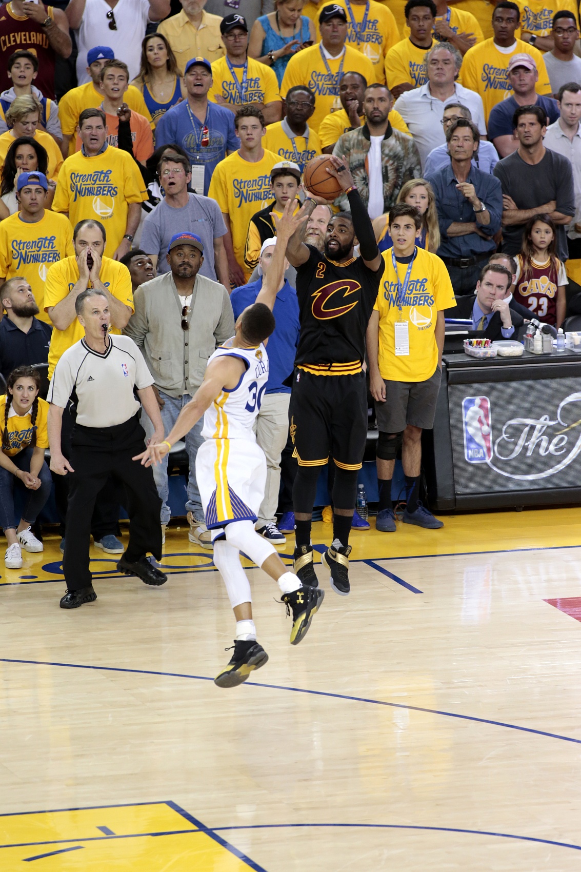 星空体育平台-亨森：2016年总决赛G7我是现场看的 骑士赢了勇士让我震惊