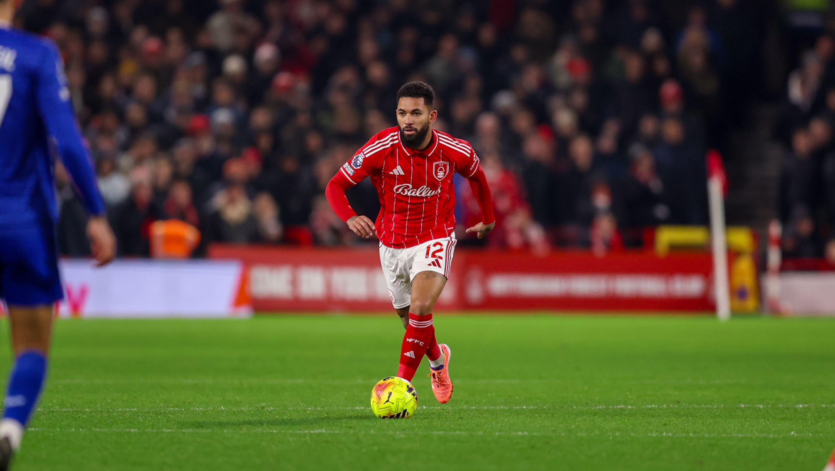 星空体育APP-罗马诺:切尔西与尤文商谈道格拉斯转会,只想租借且不愿强制买断