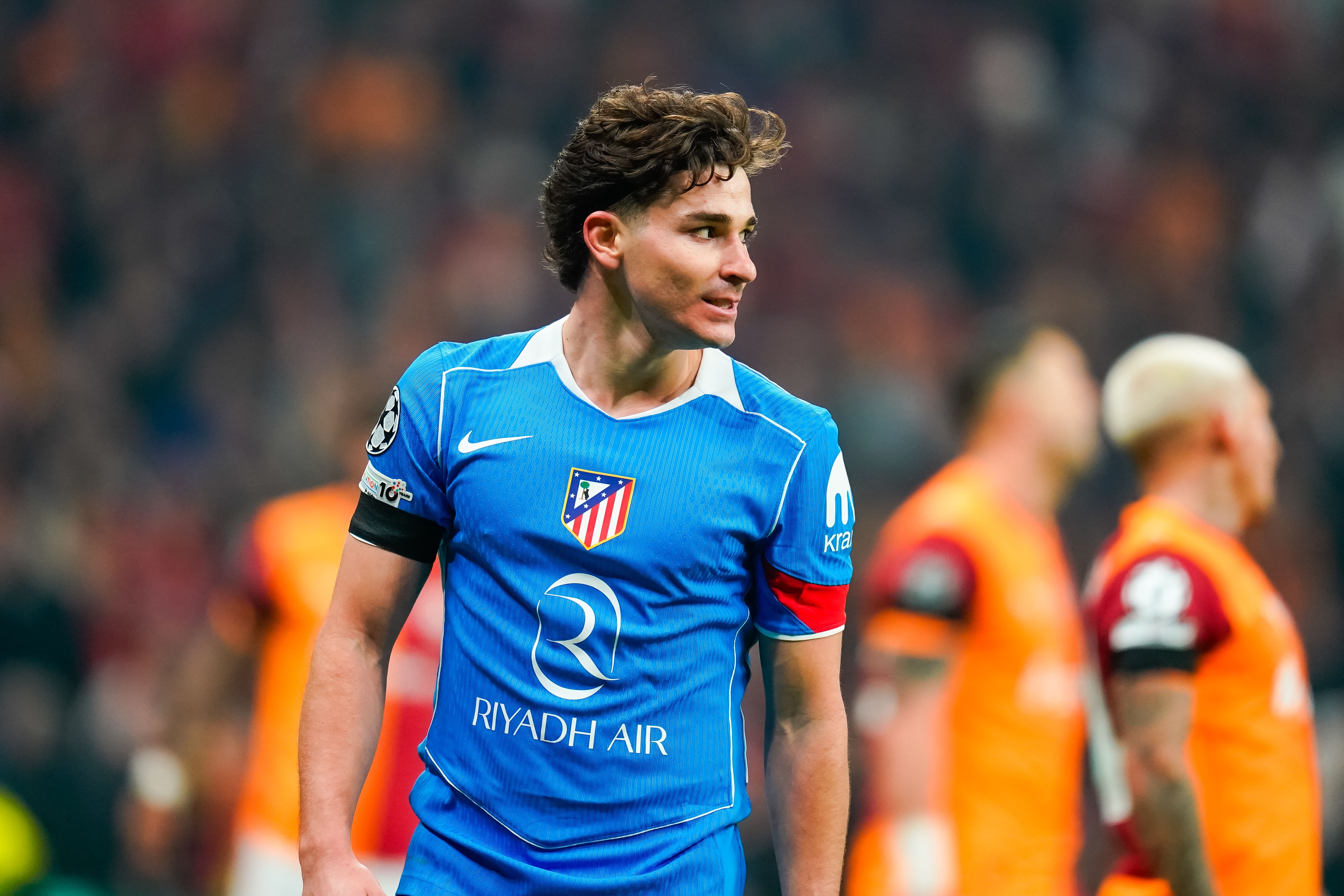 星空体育官方网站-早报：再赢一场回家！今夜一起为U23国足加油！